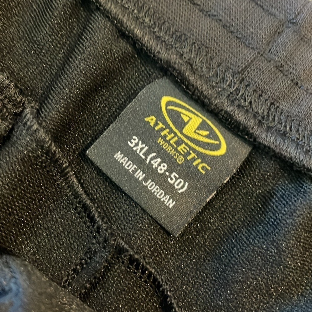 New Black Athletic Shorts - Picture 5 of 10